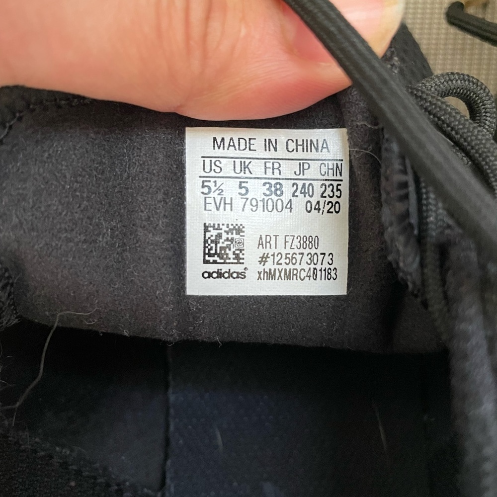Adidas - Picture 4 of 4